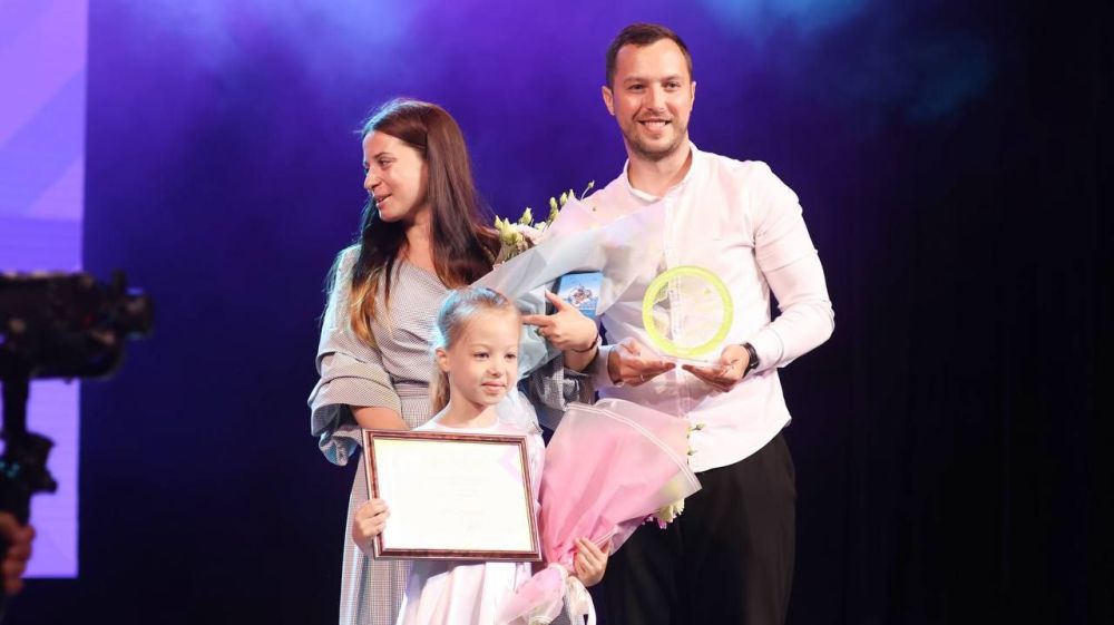 Алексей Зинченко: Молодежь Крыма – лучшая! Алексей Зинченко: Молодежь Крыма – лучшая!