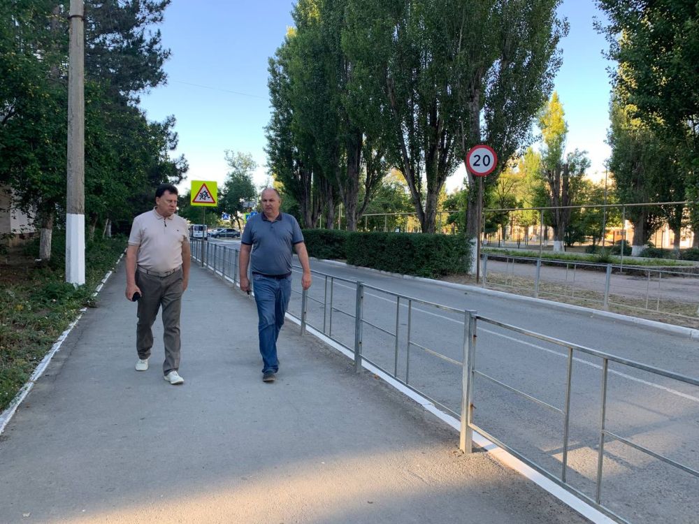 Василий Телиженко: Начал свой рабочий день с обхода городских территорий и посещения планерки АО «Благоустройство», с которой начинается каждое утро для работников предприятия Василий Телиженко: Начал свой рабочий день с обхода городских территорий и посещения планерки АО «Благоустройство», с которой начинается каждое утро для работников предприятия