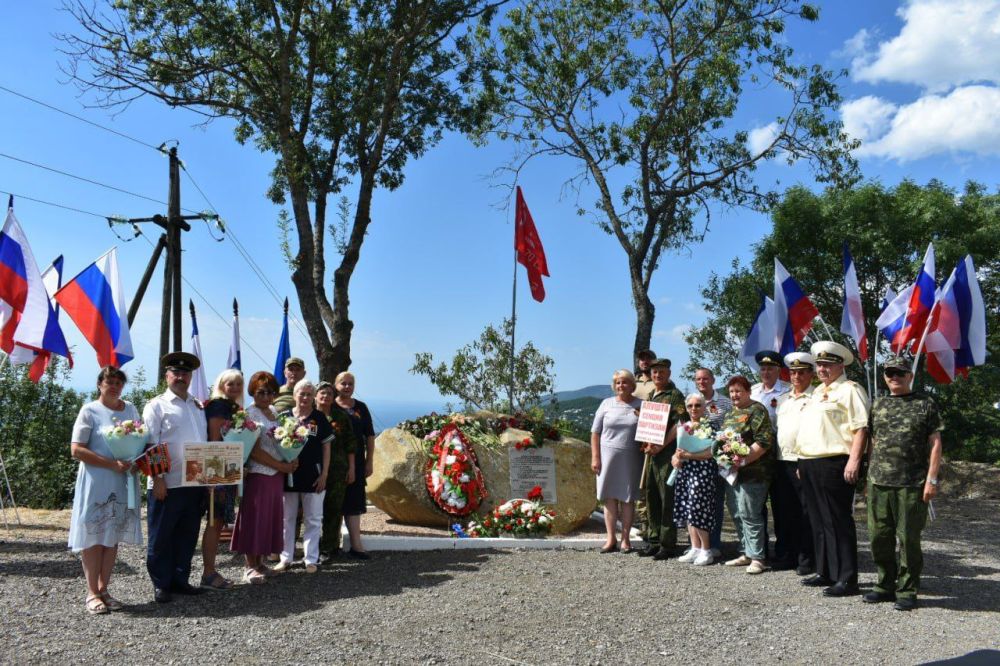 Галина Огнёва: Сегодня, в День партизан и подпольщиков, возложили цветы и почтили память о мужественных и самоотверженных... Галина Огнёва: Сегодня, в День партизан и подпольщиков, возложили цветы и почтили память о мужественных и самоотверженных...
