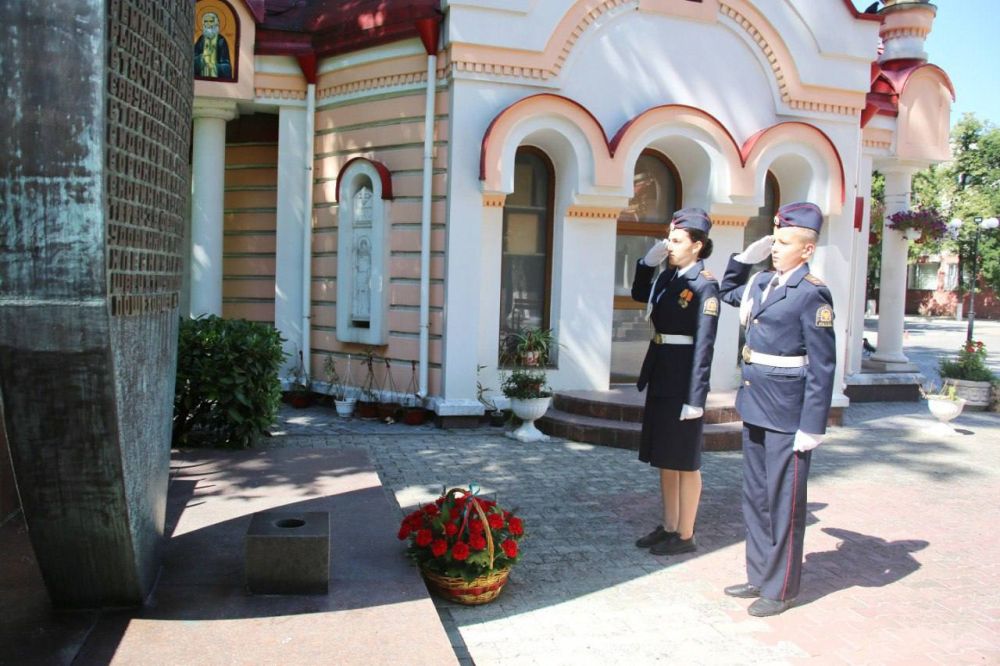 В крымской столице состоялся торжественный выпуск воспитанников Средней общеобразовательной школы № 28 В крымской столице состоялся торжественный выпуск воспитанников Средней общеобразовательной школы № 28