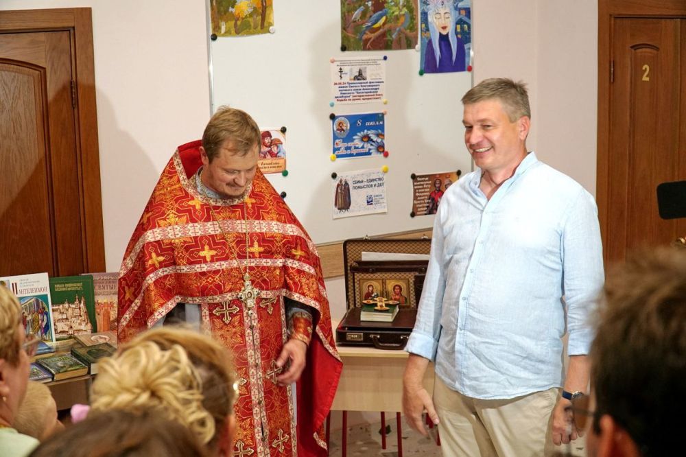 Александр Юрьев: В Евпатории впервые состоялся православный спортивный фестиваль имени Святого Александра Невского «Евпаторийское двоеборье», приуроченный ко Дню молодёжи Александр Юрьев: В Евпатории впервые состоялся православный спортивный фестиваль имени Святого Александра Невского «Евпаторийское двоеборье», приуроченный ко Дню молодёжи