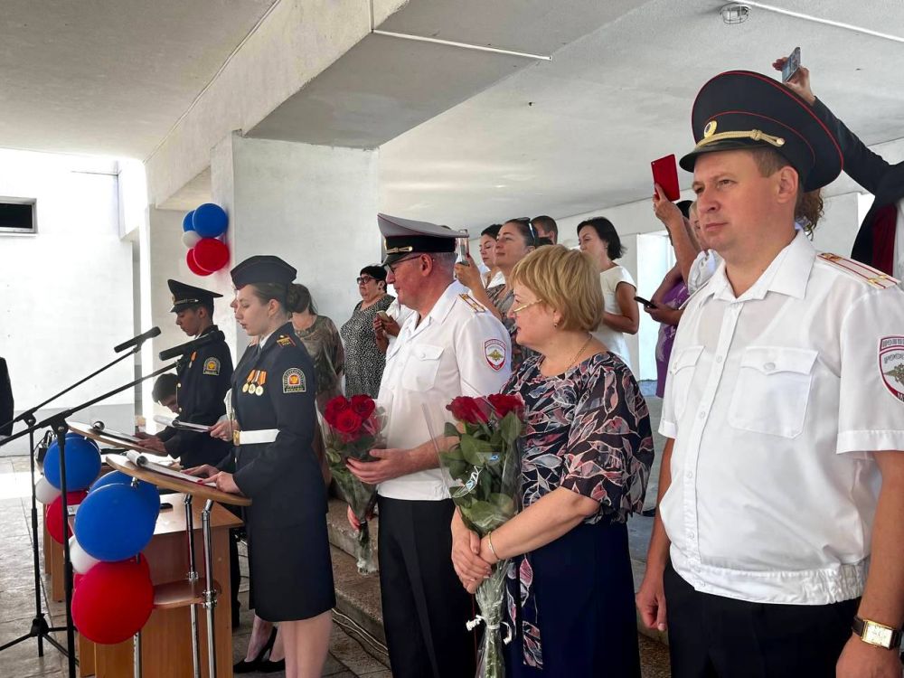 В крымской столице состоялся торжественный выпуск воспитанников Средней общеобразовательной школы № 28 В крымской столице состоялся торжественный выпуск воспитанников Средней общеобразовательной школы № 28