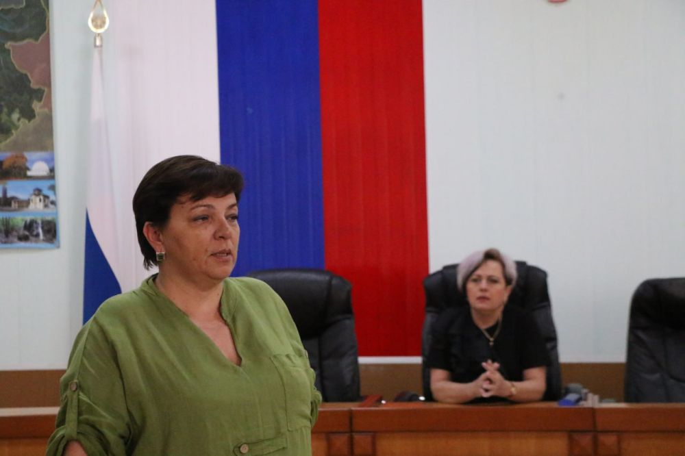 Ольга Урайкина: Еженедельное совещание при Главе муниципального образования началось с поздравления с днём рождения Гайдаревой Инны Анатольевны - управляющей делами Бахчисарайского районного совета! Ольга Урайкина: Еженедельное совещание при Главе муниципального образования началось с поздравления с днём рождения Гайдаревой Инны Анатольевны - управляющей делами Бахчисарайского районного совета!