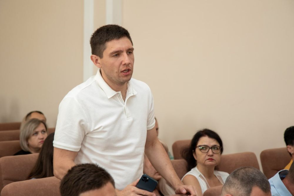 Михаил Афанасьев: Провел оперативно-хозяйственное совещание по актуальным городским вопросам Михаил Афанасьев: Провел оперативно-хозяйственное совещание по актуальным городским вопросам