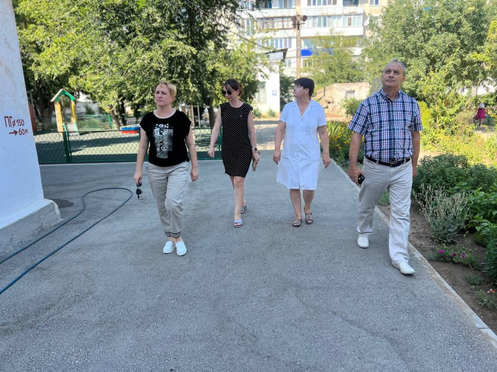 Игорь Ивин: В Джанкое идёт активная подготовка к новому учебному году: текущие ремонты проходят практически во всех школах и детских садах города Игорь Ивин: В Джанкое идёт активная подготовка к новому учебному году: текущие ремонты проходят практически во всех школах и детских садах города