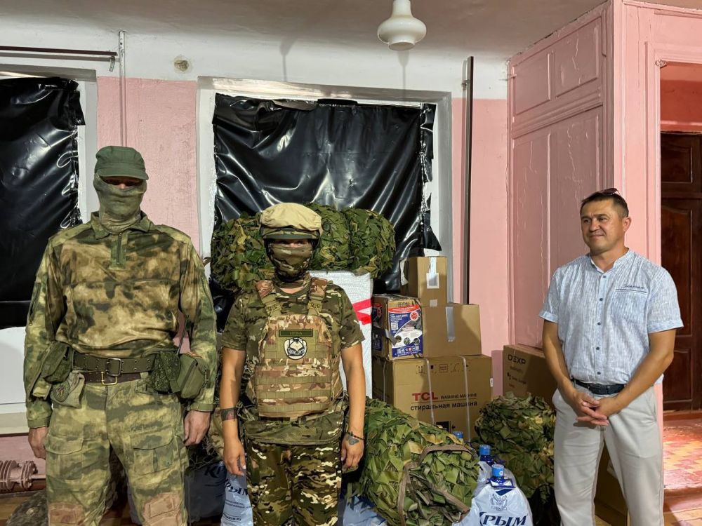 Александр Дудинов: Защитникам России. Передали «за ленточку» маскировочные сети, бутилированную воду и продукты питания.... Александр Дудинов: Защитникам России. Передали «за ленточку» маскировочные сети, бутилированную воду и продукты питания....