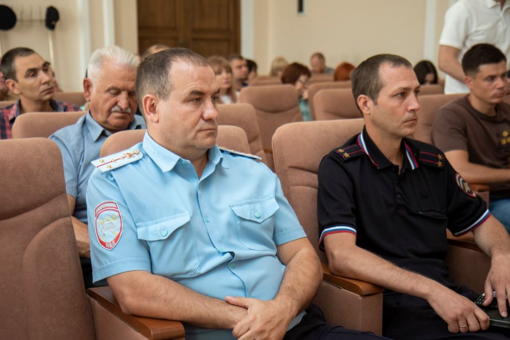 Михаил Афанасьев: Провел оперативно-хозяйственное совещание по актуальным городским вопросам Михаил Афанасьев: Провел оперативно-хозяйственное совещание по актуальным городским вопросам