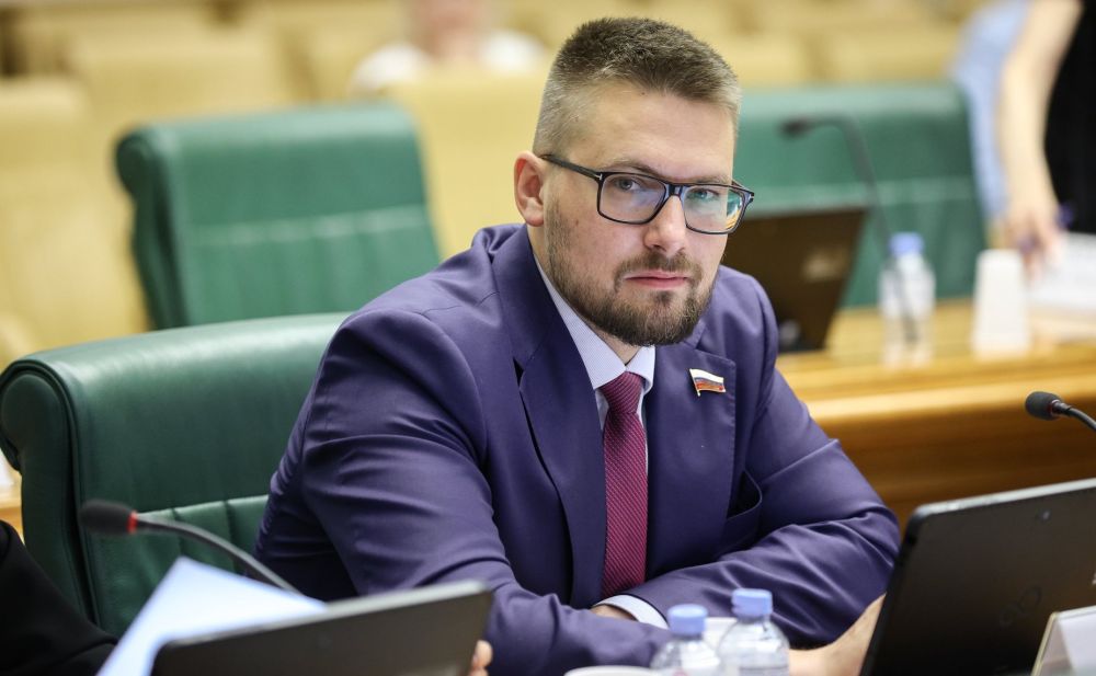 Комитеты СФ провели консультации по кандидатурам на должности военных прокуроров Комитеты СФ провели консультации по кандидатурам на должности военных прокуроров