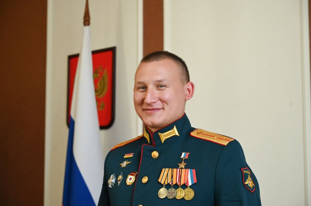 Сергей Аксёнов: В качестве наставника провел встречу с участником программы «Время героев» Антоном Игоревичем Старостиным Сергей Аксёнов: В качестве наставника провел встречу с участником программы «Время героев» Антоном Игоревичем Старостиным