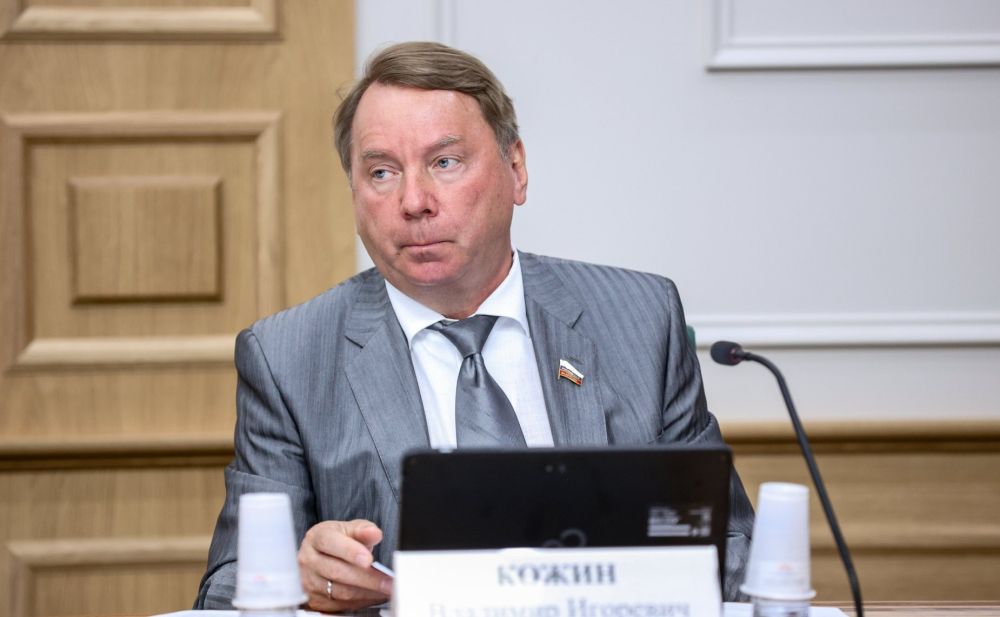 Комитеты СФ провели консультации по кандидатурам на должности военных прокуроров Комитеты СФ провели консультации по кандидатурам на должности военных прокуроров