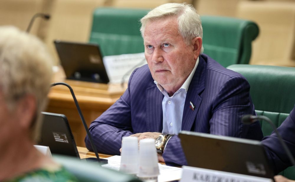 Комитеты СФ провели консультации по кандидатурам на должности военных прокуроров Комитеты СФ провели консультации по кандидатурам на должности военных прокуроров