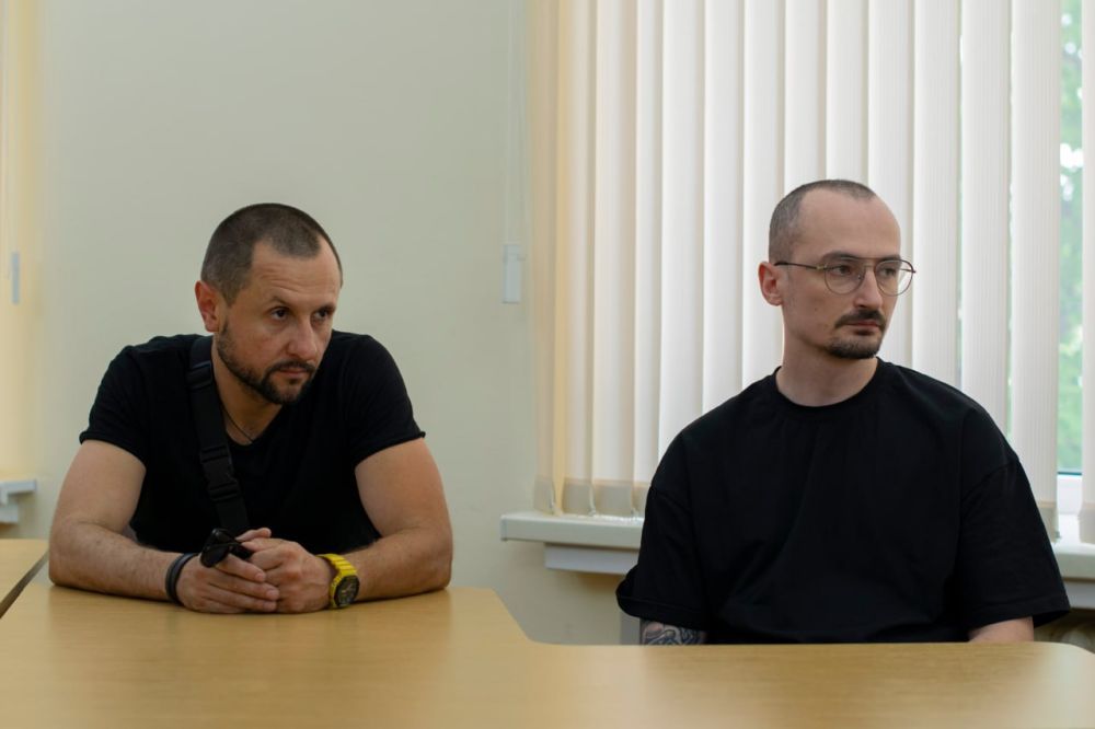 Глава администрации Симферополя Михаил Афанасьев провёл личный приём граждан, в ходе которого к нему обратились 9 симферопольцев Глава администрации Симферополя Михаил Афанасьев провёл личный приём граждан, в ходе которого к нему обратились 9 симферопольцев