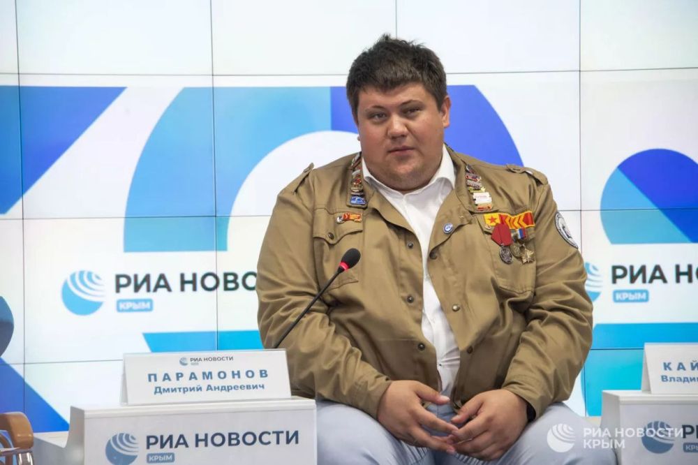 КАК МОЛОДЕЖЬ ТРУДИТСЯ НА БЛАГО СТРАНЫ КАК МОЛОДЕЖЬ ТРУДИТСЯ НА БЛАГО СТРАНЫ