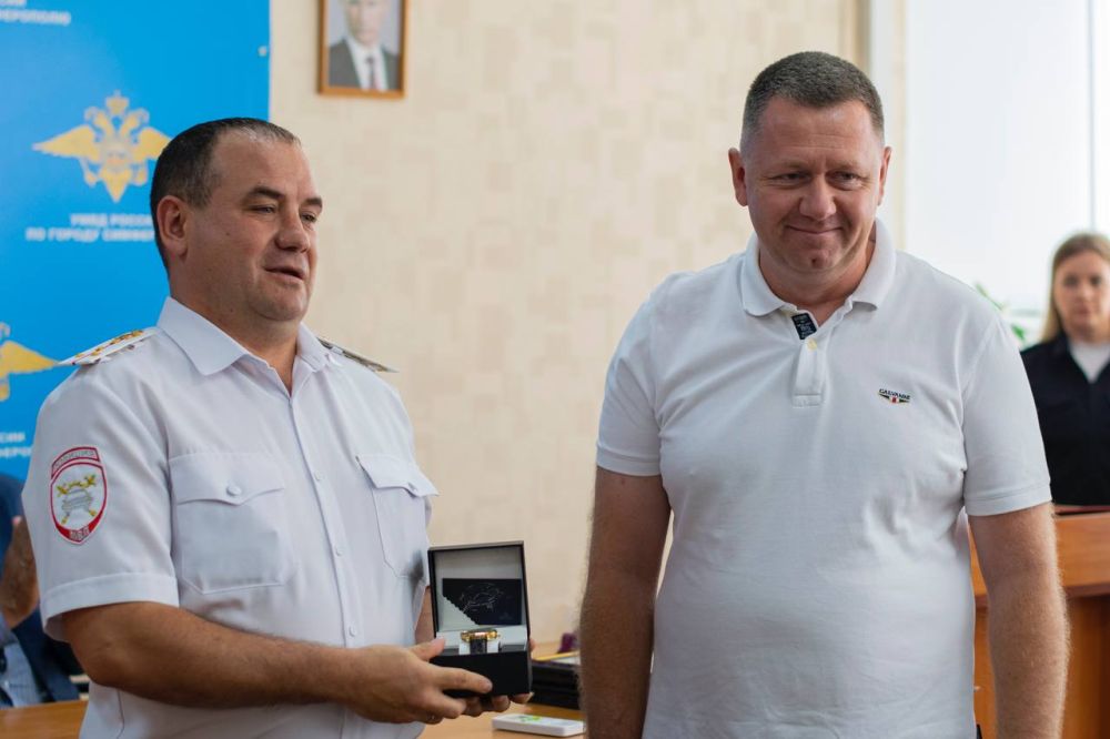 Михаил Афанасьев: Уважаемые сотрудники и ветераны Государственной инспекции безопасности дорожного движения! Михаил Афанасьев: Уважаемые сотрудники и ветераны Государственной инспекции безопасности дорожного движения!