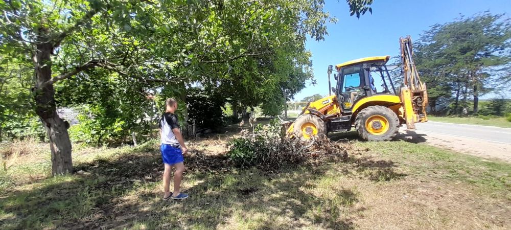 В соответствии с поручением Главы Республики Крым, в Бахчисарайском районе уделяется большое внимание вопросам санитарной очистки и благоустройства территорий сельских поселений В соответствии с поручением Главы Республики Крым, в Бахчисарайском районе уделяется большое внимание вопросам санитарной очистки и благоустройства территорий сельских поселений