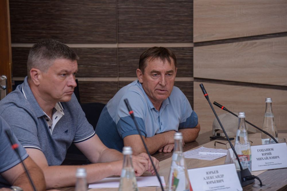 Юрий Гоцанюк: В Евпатории под руководством Главы Крыма состоялось совещание по вопросам функционирования коммунальных служб, саночистки и уборки городских территорий Юрий Гоцанюк: В Евпатории под руководством Главы Крыма состоялось совещание по вопросам функционирования коммунальных служб, саночистки и уборки городских территорий