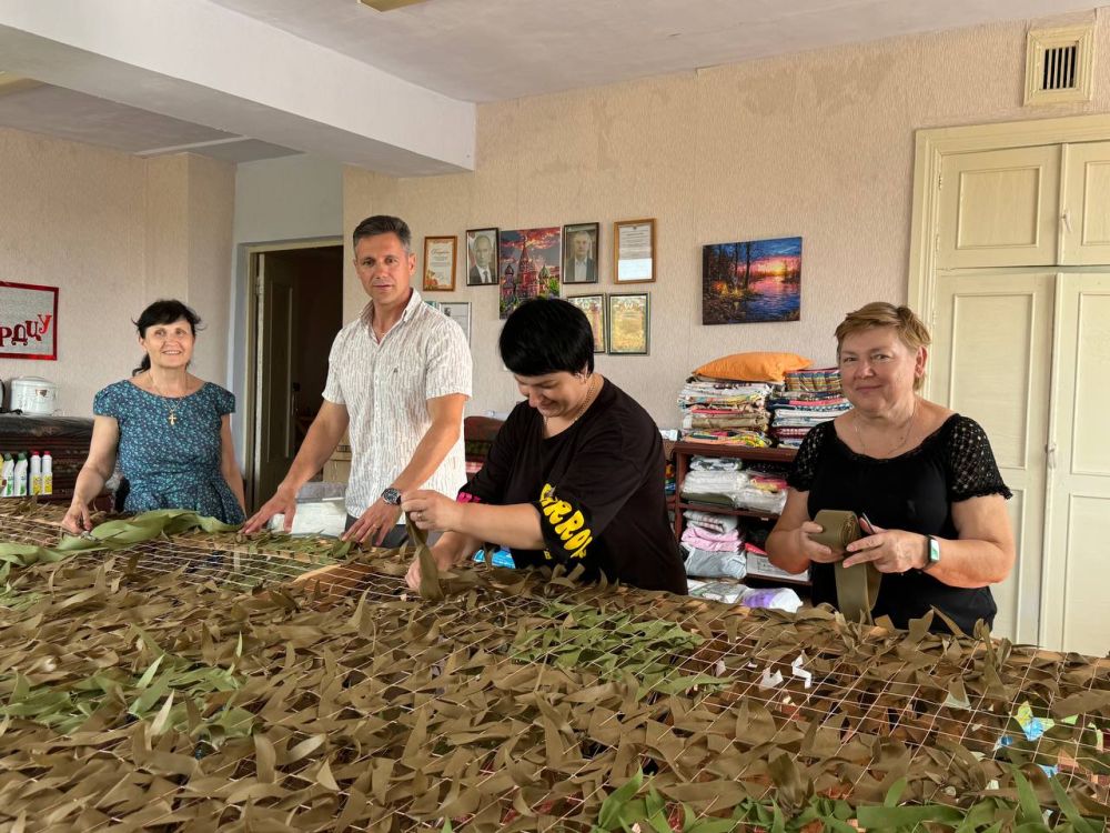 Александр Дудинов: Вся страна сегодня объединилась, чтобы помогать фронту, участникам СВО Александр Дудинов: Вся страна сегодня объединилась, чтобы помогать фронту, участникам СВО