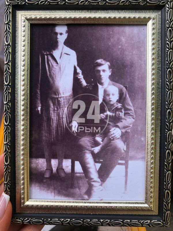 В Феодосии передали останки участника ВОВ его родственникам В Феодосии передали останки участника ВОВ его родственникам