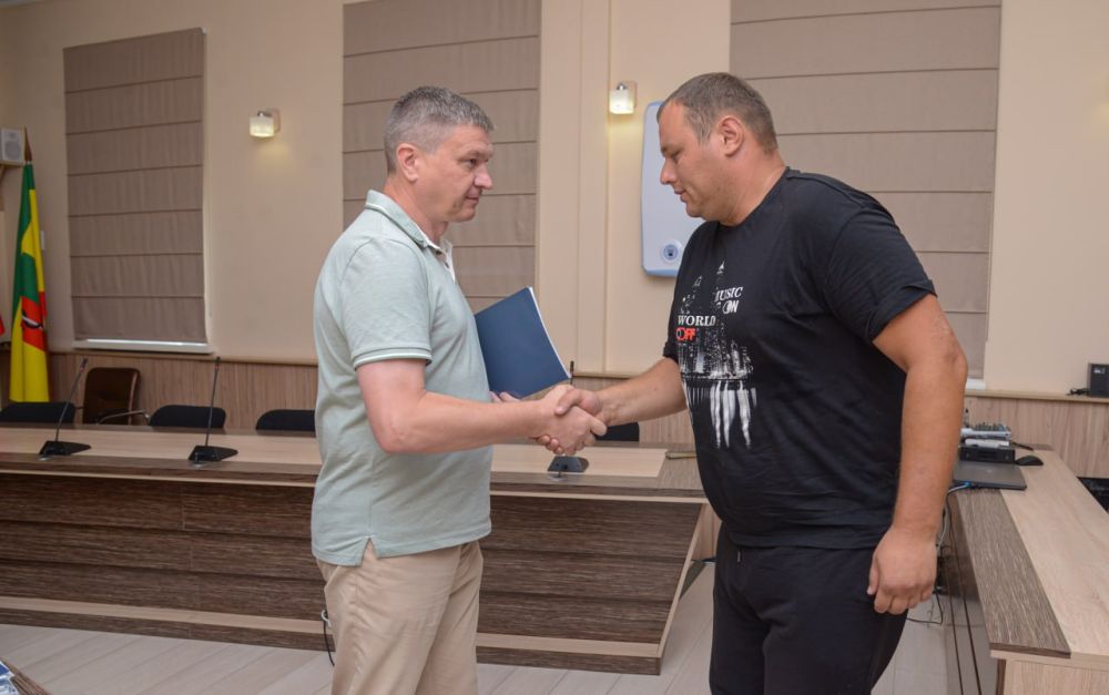12 жителей Евпатории получили земельные участки 12 жителей Евпатории получили земельные участки