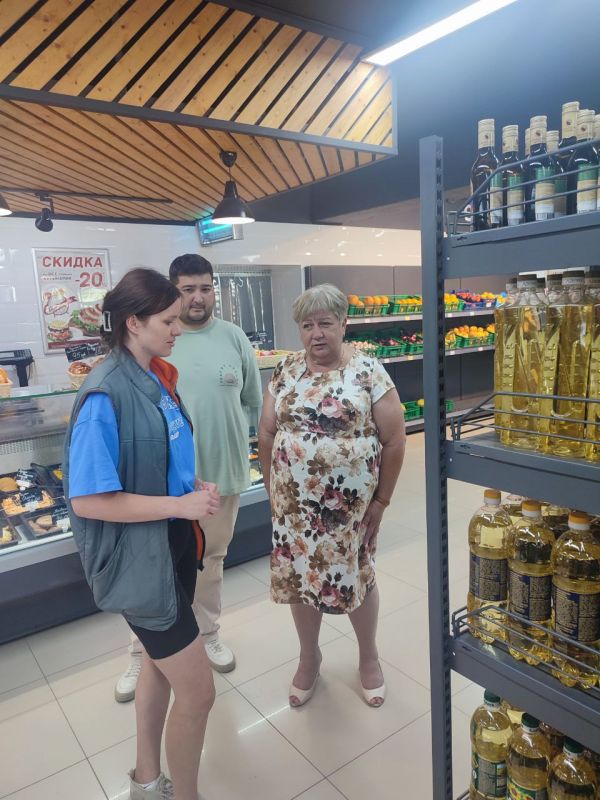 Людмила Пучкова: Провела выездную рабочую встречу с исполняющим обязанности главы администрации Красномакского сельского поселения Акимом Аблякимовым Людмила Пучкова: Провела выездную рабочую встречу с исполняющим обязанности главы администрации Красномакского сельского поселения Акимом Аблякимовым