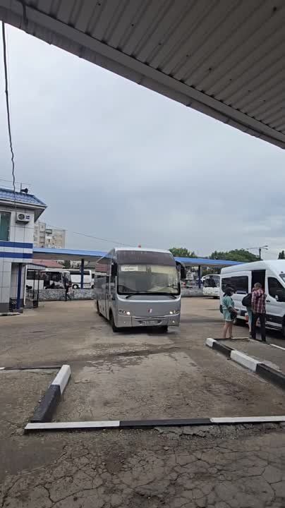 Николай Лукашенко: Сегодня из Симферополя отправился первый автобус на Каховку, который будет курсировать ежедневно