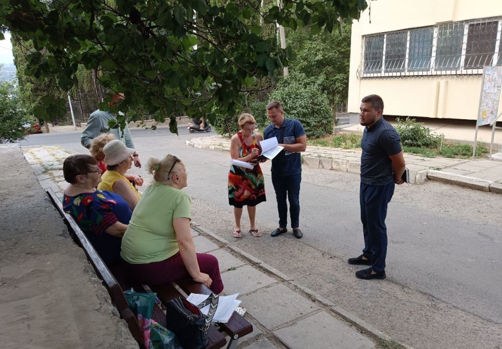Галина Огнёва: Встреча с населением.. Продолжаются традиционные встречи с жителями Алуштинского муниципалитета, в которых принимают участие заместители главы администрации Галина Огнёва: Встреча с населением.. Продолжаются традиционные встречи с жителями Алуштинского муниципалитета, в которых принимают участие заместители главы администрации