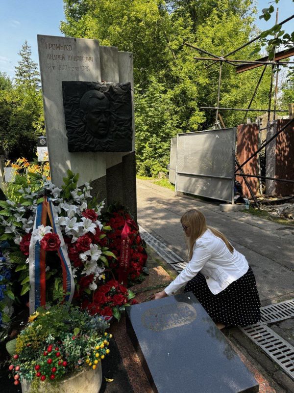 В рамках мероприятий к 105-летию белорусской дипломатической службы Временный поверенный в делах Республики Беларусь в... В рамках мероприятий к 105-летию белорусской дипломатической службы Временный поверенный в делах Республики Беларусь в...