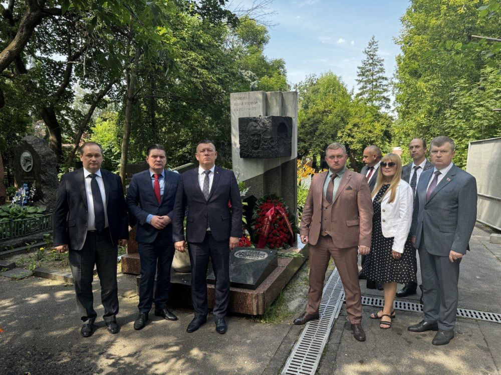 В рамках мероприятий к 105-летию белорусской дипломатической службы Временный поверенный в делах Республики Беларусь в... В рамках мероприятий к 105-летию белорусской дипломатической службы Временный поверенный в делах Республики Беларусь в...