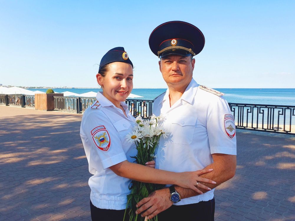 Ко дню семьи, любви и верности семья Щербаковых поделилась секретами семейного счастья Ко дню семьи, любви и верности семья Щербаковых поделилась секретами семейного счастья