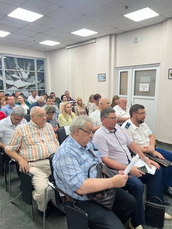 Ольга Славгородская: Завершаю рабочую неделю очень важным мероприятием - провела заседание коллегии Минприроды Крыма Ольга Славгородская: Завершаю рабочую неделю очень важным мероприятием - провела заседание коллегии Минприроды Крыма