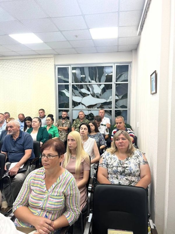 Ольга Славгородская: Завершаю рабочую неделю очень важным мероприятием - провела заседание коллегии Минприроды Крыма Ольга Славгородская: Завершаю рабочую неделю очень важным мероприятием - провела заседание коллегии Минприроды Крыма