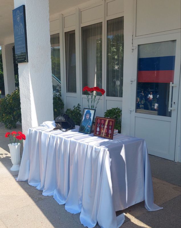 Василий Грабован: Мемориальную доску Леониду Галице, открыли на фасаде Восходненской школы им. риворотова