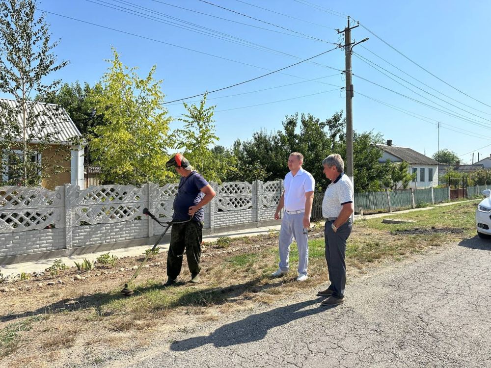Антон Кравец: Сегодня провёл мониторинг работ по санитарной очистке в с. овогригорьевка и с.Владиславовка Антон Кравец: Сегодня провёл мониторинг работ по санитарной очистке в с. овогригорьевка и с.Владиславовка