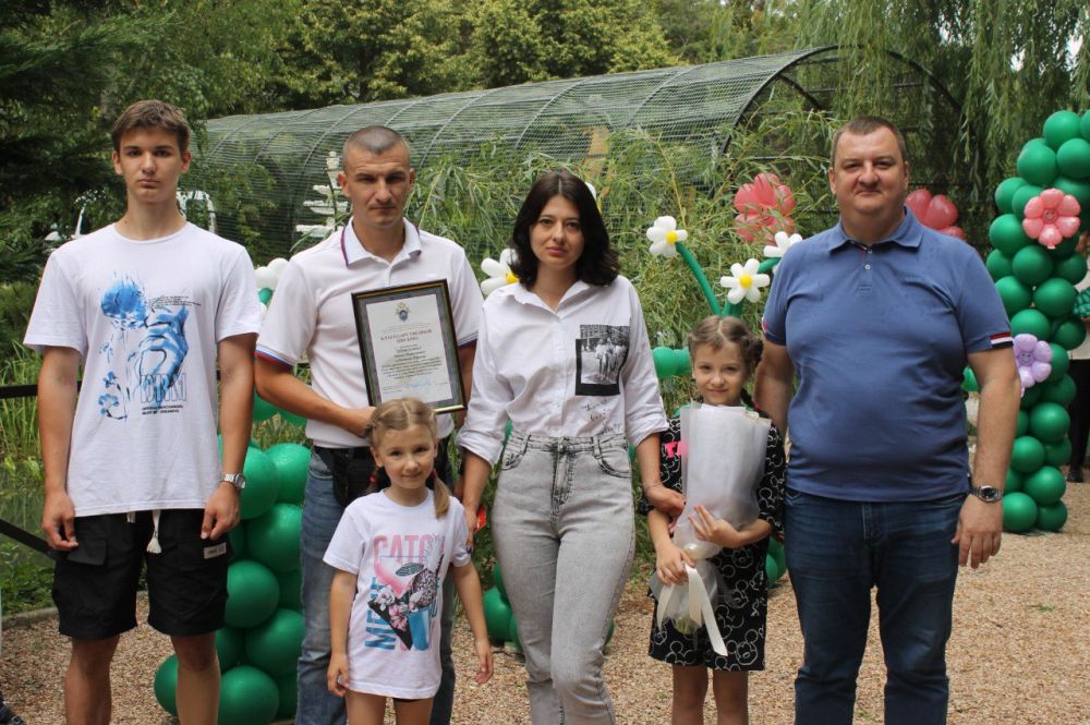 В Республике Крым в честь Дня семьи чествовали супружеские пары офицеров СК России В Республике Крым в честь Дня семьи чествовали супружеские пары офицеров СК России