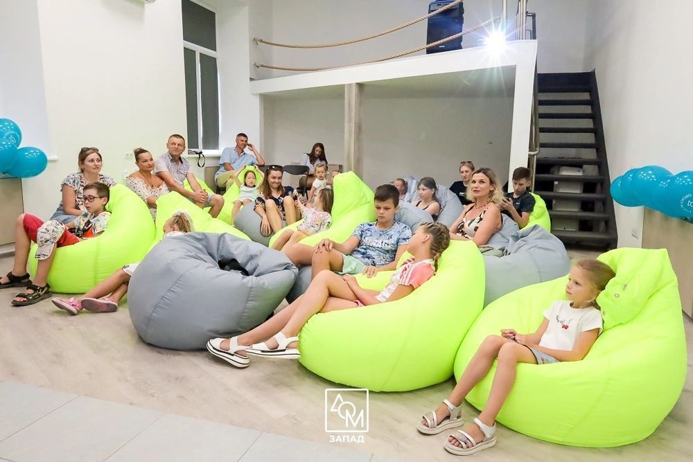 СОЗДАВАЙ И ВДОХНОВЛЯЙ. В Симферополе прошел фестиваль «Поколение» для молодых семей ко Дню семьи, любви и верности СОЗДАВАЙ И ВДОХНОВЛЯЙ. В Симферополе прошел фестиваль «Поколение» для молодых семей ко Дню семьи, любви и верности