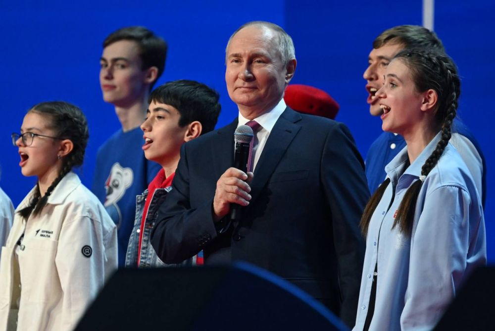 Галина Огнёва: Президент Российской Федерации Владимир Владимирович Путин приехал на Выставку "Россия" в шестой раз Галина Огнёва: Президент Российской Федерации Владимир Владимирович Путин приехал на Выставку "Россия" в шестой раз