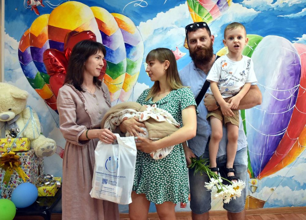 В крымских медорганизациях провели мероприятия, приуроченные ко Дню семьи, любви и верности В крымских медорганизациях провели мероприятия, приуроченные ко Дню семьи, любви и верности