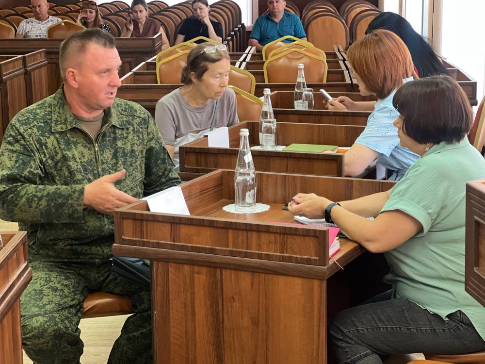 Игорь Ивин: В рамках Недели правовой помощи сегодня в Джанкое прошёл Единый день оказания бесплатной юридической помощи Игорь Ивин: В рамках Недели правовой помощи сегодня в Джанкое прошёл Единый день оказания бесплатной юридической помощи