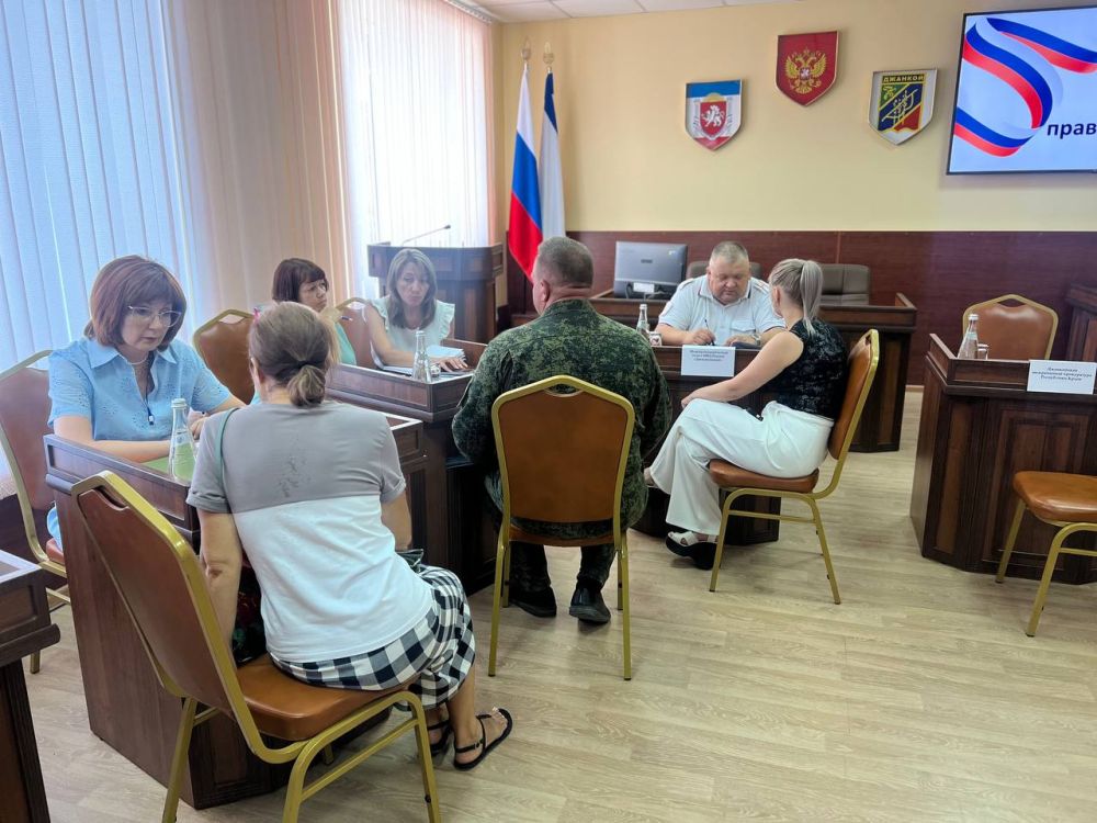 Игорь Ивин: В рамках Недели правовой помощи сегодня в Джанкое прошёл Единый день оказания бесплатной юридической помощи Игорь Ивин: В рамках Недели правовой помощи сегодня в Джанкое прошёл Единый день оказания бесплатной юридической помощи