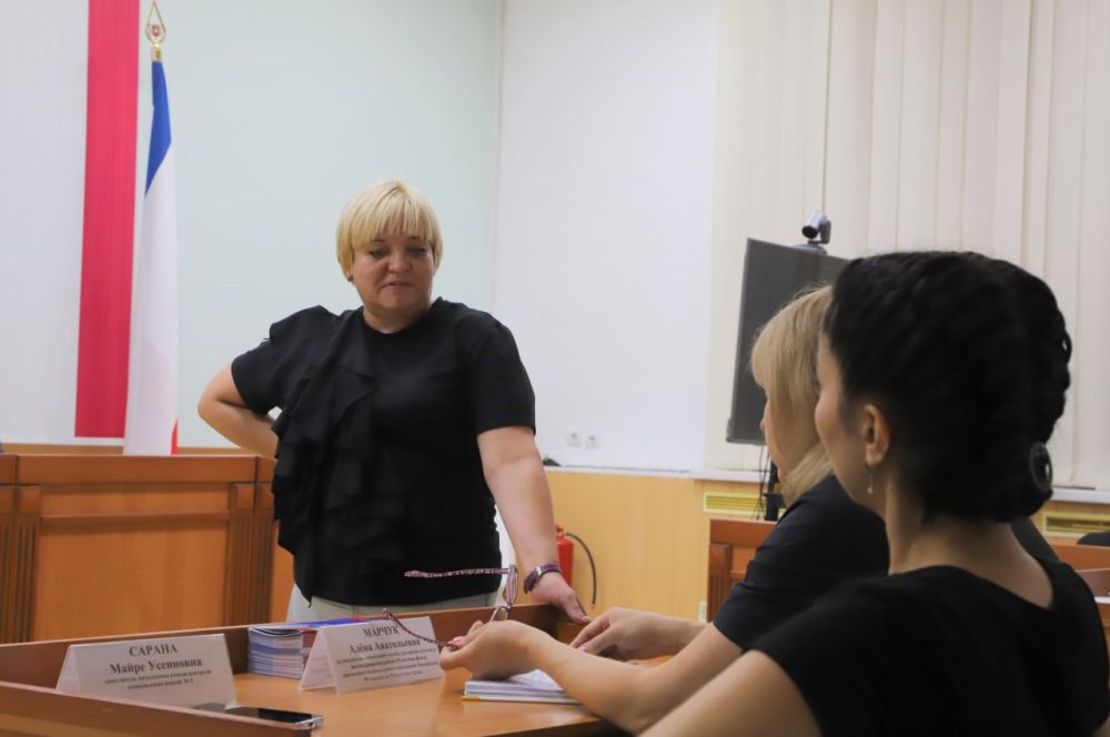 В рамках Недели правовой помощи в администрации Бахчисарайского района специалисты профильных ведомств оказали бесплатную квалифицированную юридическую помощь обратившимся гражданам В рамках Недели правовой помощи в администрации Бахчисарайского района специалисты профильных ведомств оказали бесплатную квалифицированную юридическую помощь обратившимся гражданам