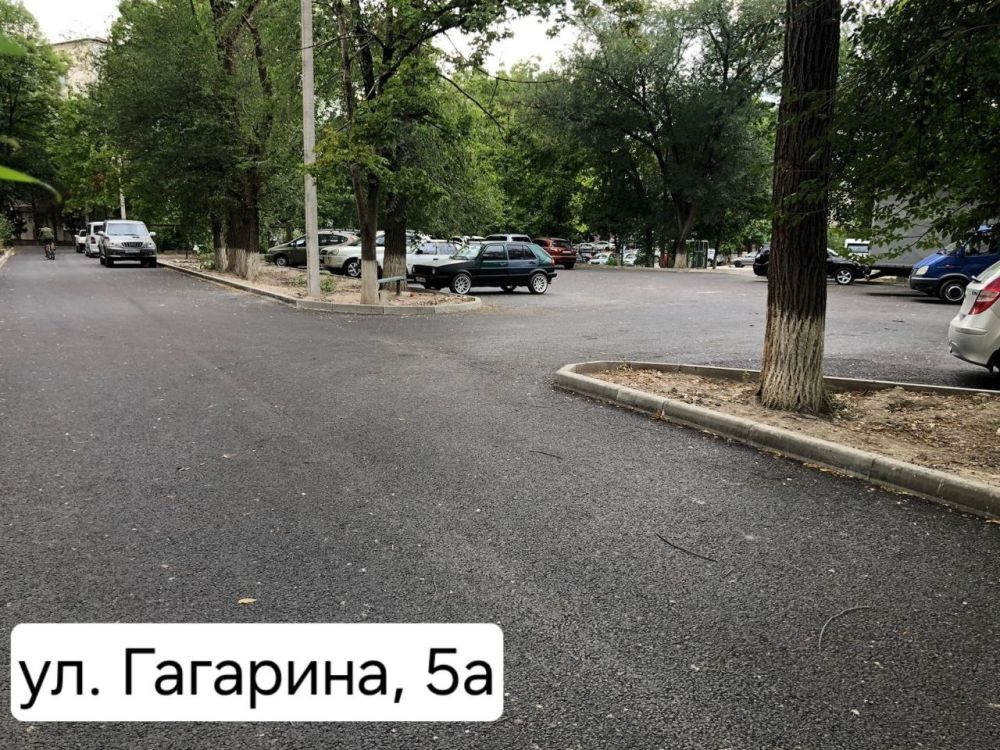 В Бахчисарае в стадии завершения благоустройства три дворовых территории В Бахчисарае в стадии завершения благоустройства три дворовых территории