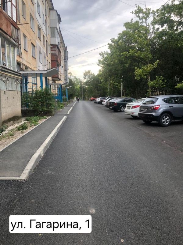 В Бахчисарае в стадии завершения благоустройства три дворовых территории В Бахчисарае в стадии завершения благоустройства три дворовых территории
