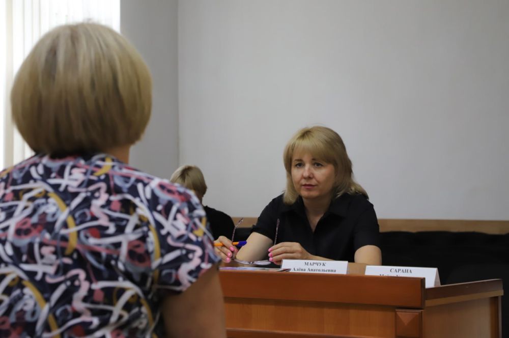 В рамках Недели правовой помощи в администрации Бахчисарайского района специалисты профильных ведомств оказали бесплатную квалифицированную юридическую помощь обратившимся гражданам В рамках Недели правовой помощи в администрации Бахчисарайского района специалисты профильных ведомств оказали бесплатную квалифицированную юридическую помощь обратившимся гражданам