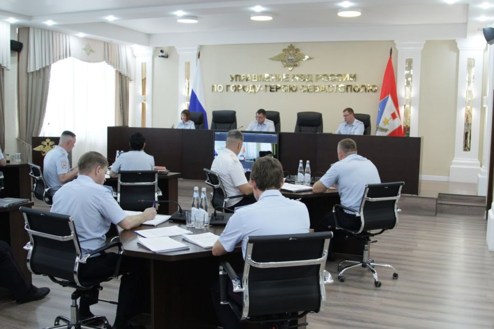 В Управлении МВД России по г. евастополю подведены итоги оперативно-служебной деятельности за первое полугодие 2024 года В Управлении МВД России по г. евастополю подведены итоги оперативно-служебной деятельности за первое полугодие 2024 года