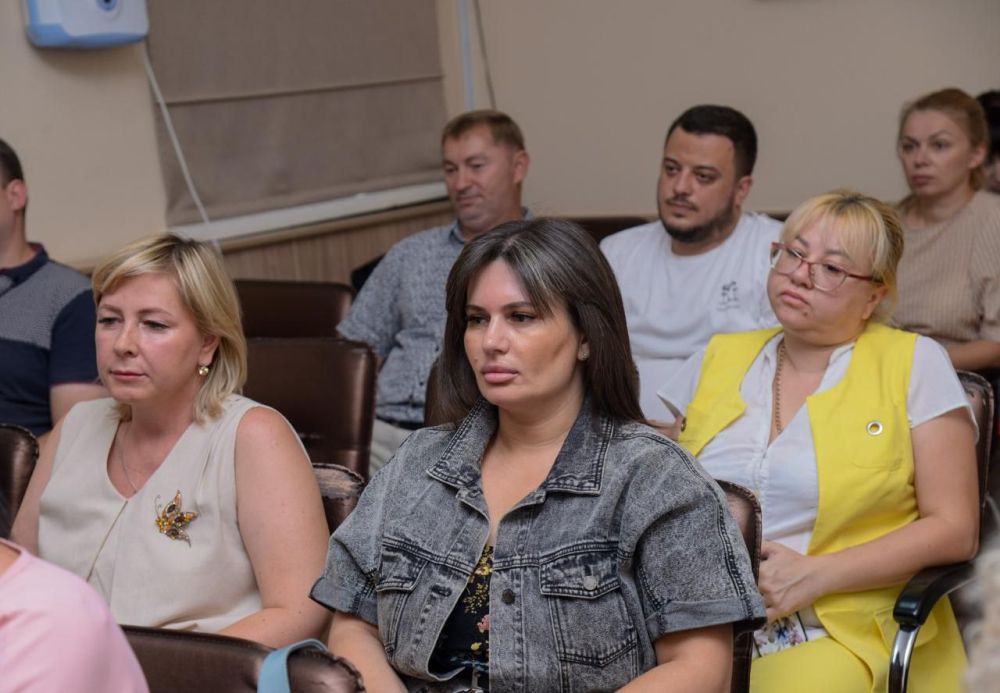 Эммилия Леонова: Провела заседание внеочередной 89 сессии Евпаторийского городского совета Эммилия Леонова: Провела заседание внеочередной 89 сессии Евпаторийского городского совета