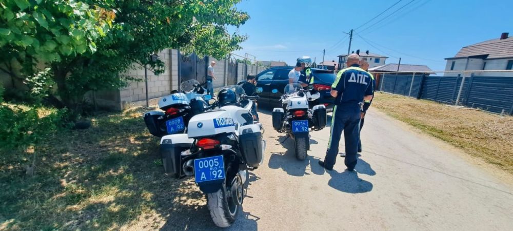 В Севастополе сотрудниками Госавтоинспекции проведен рейд по соблюдению ПДД водителями мототранспорта В Севастополе сотрудниками Госавтоинспекции проведен рейд по соблюдению ПДД водителями мототранспорта