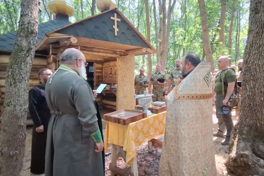 В зоне СВО состоялось освящение казачьей часовни батальона «Таврида» в составе Росгвардии В зоне СВО состоялось освящение казачьей часовни батальона «Таврида» в составе Росгвардии