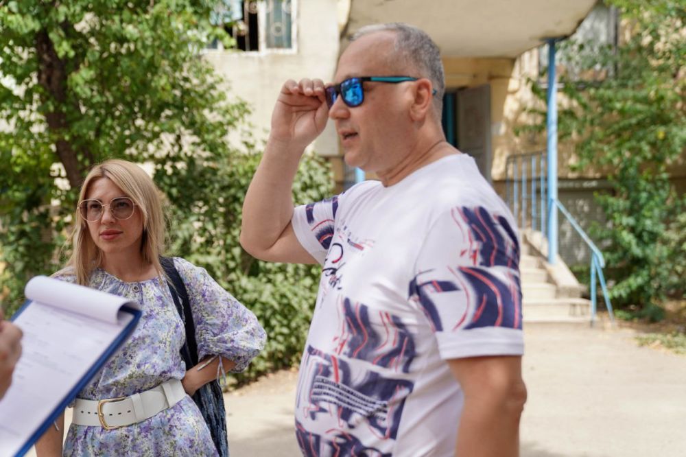 Иван Просоедов: Продолжаю обходы многоквартирных домов Иван Просоедов: Продолжаю обходы многоквартирных домов