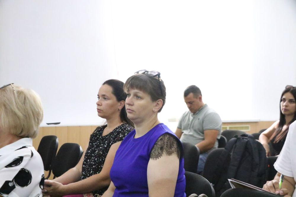 Ольга Урайкина: Провела еженедельное совещание с главами поселений Ольга Урайкина: Провела еженедельное совещание с главами поселений