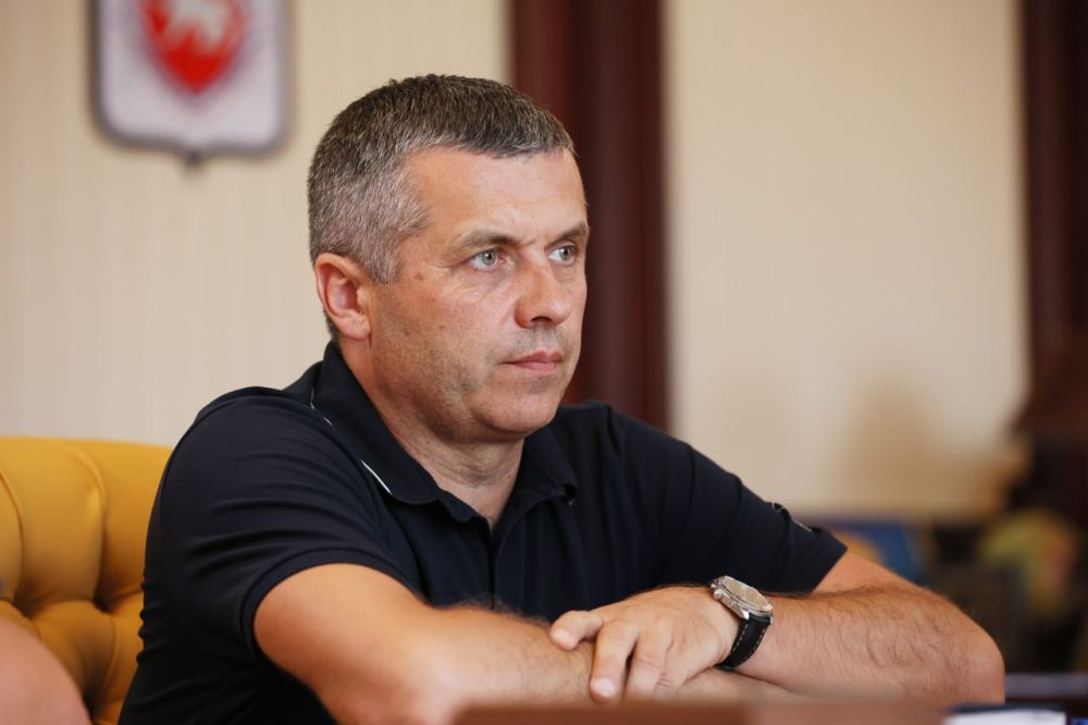 Сергей Аксёнов: Аномальная жара негативно влияет на штатный режим энергосистемы республики Сергей Аксёнов: Аномальная жара негативно влияет на штатный режим энергосистемы республики